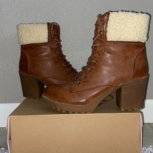 Fur Brown Boots